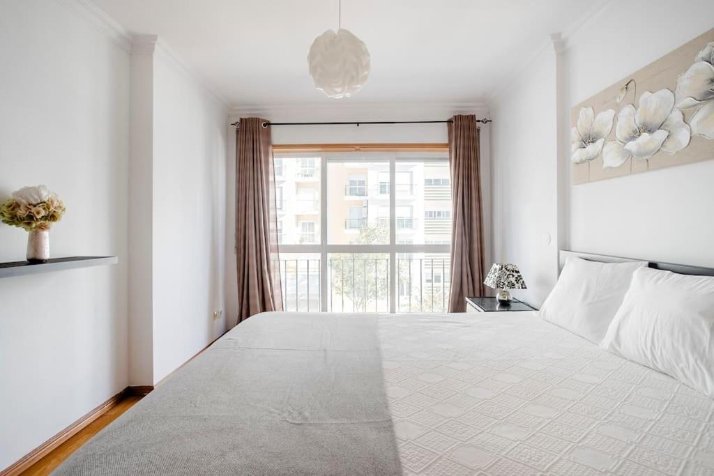 Apartamento Em Lisboa, Perto De Sintra Fontainhas  ภายนอก รูปภาพ