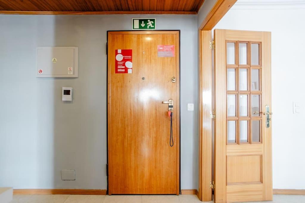 Apartamento Em Lisboa, Perto De Sintra Fontainhas  ภายนอก รูปภาพ